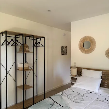 Pensión Résidence Patios Di Pruno Figari (Corsica)